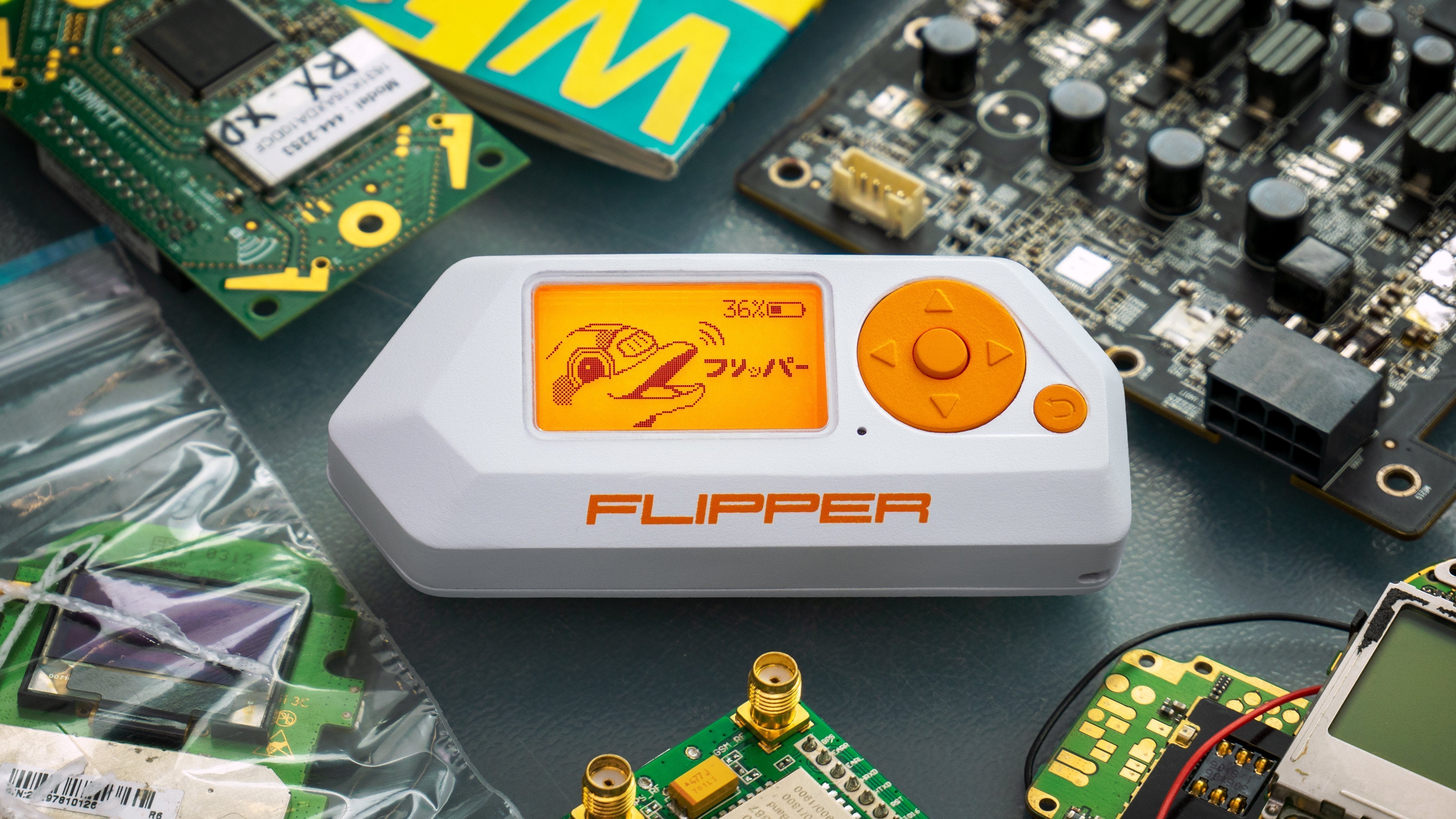 Flipper Zero - Basic - WiFi/Bluetooth/RFID/RF/IR/GPIO/1-Wire multi-tool  Botland - Robotic Shop